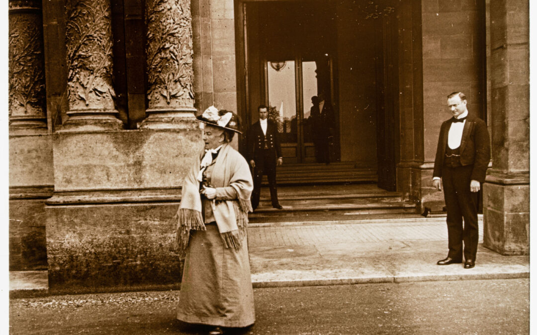 Alice’s Wonderlands: rediscovering the forgotten world of Alice de Rothschild by Dr Mia Jackson